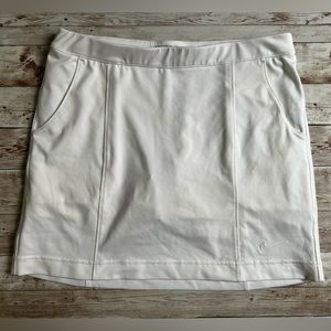 Women’s Size Medium White Sleek Nike Golf Skirt Dri Fit